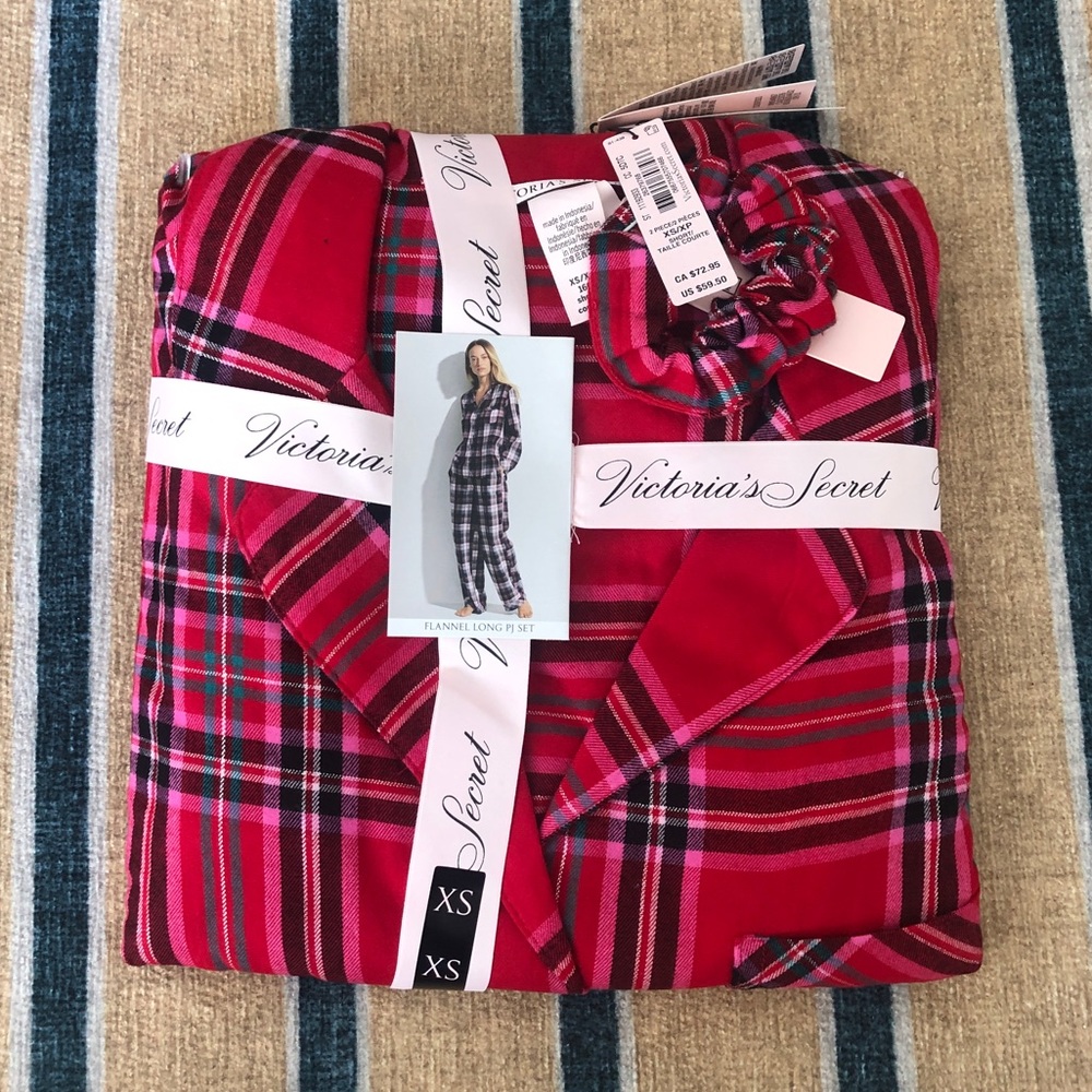 NWT Victoria’s Secret Pajama Set - Red Flannel